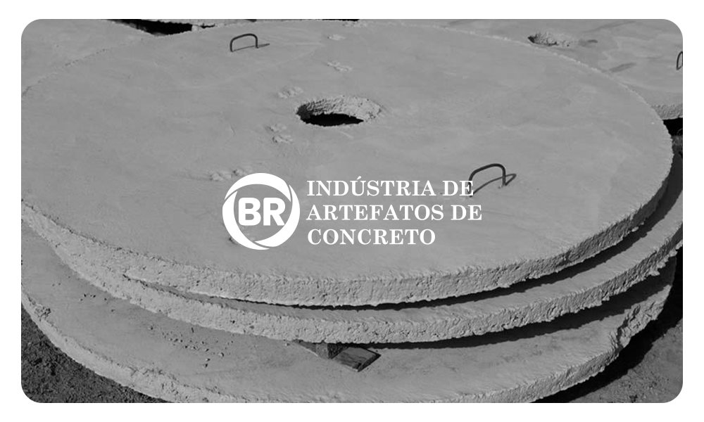 Tampa e Fundo de Concreto Armado